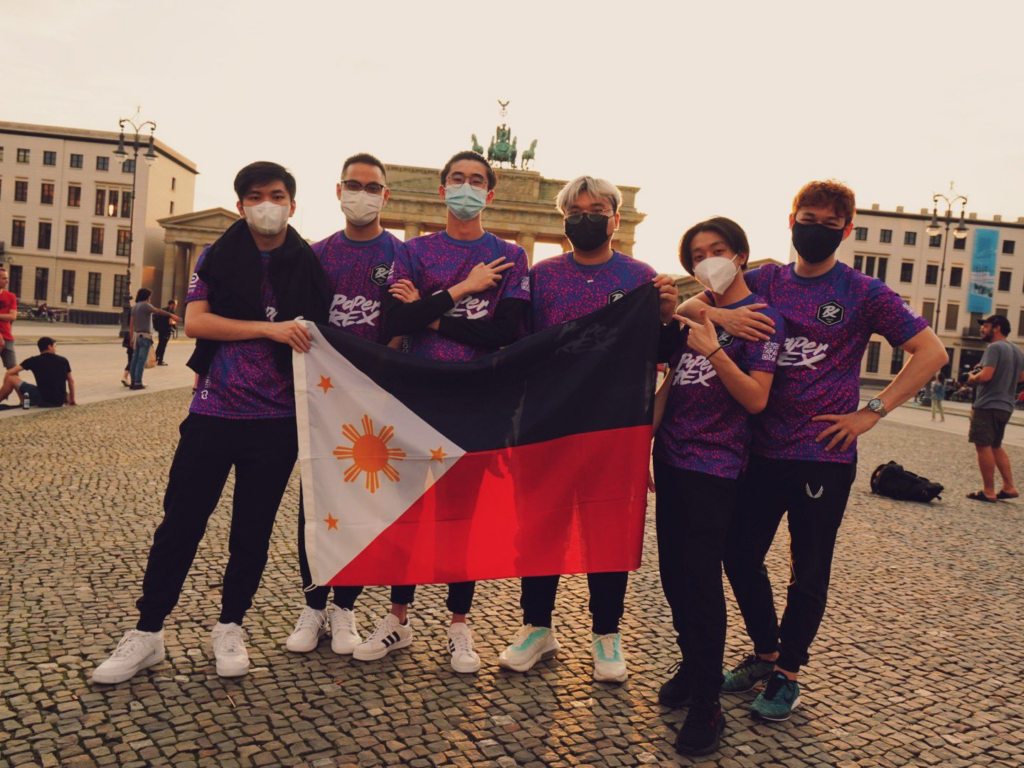 Paper Rex raising the flags of SEA that their members represent, including the Philippine flag, in support of Bren Esports (now Team Secret) who couldn’t attend VCT Masters Berlin 2021 due to visa issues (second pic)(Photos courtesy of Paper Rex)