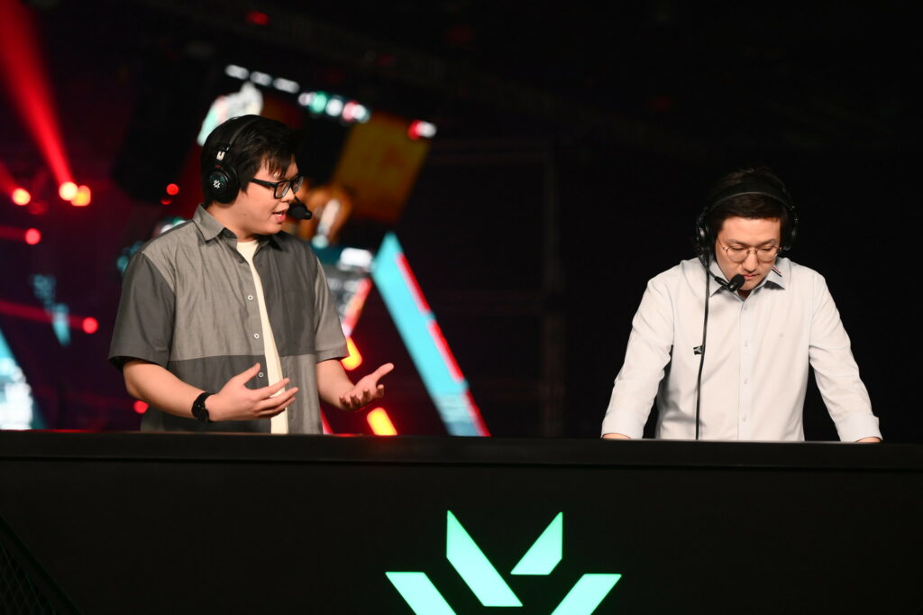 heyimquack (left) with Chobra (right) at VCT Ascension(Photo courtesy of VCT Pacific)