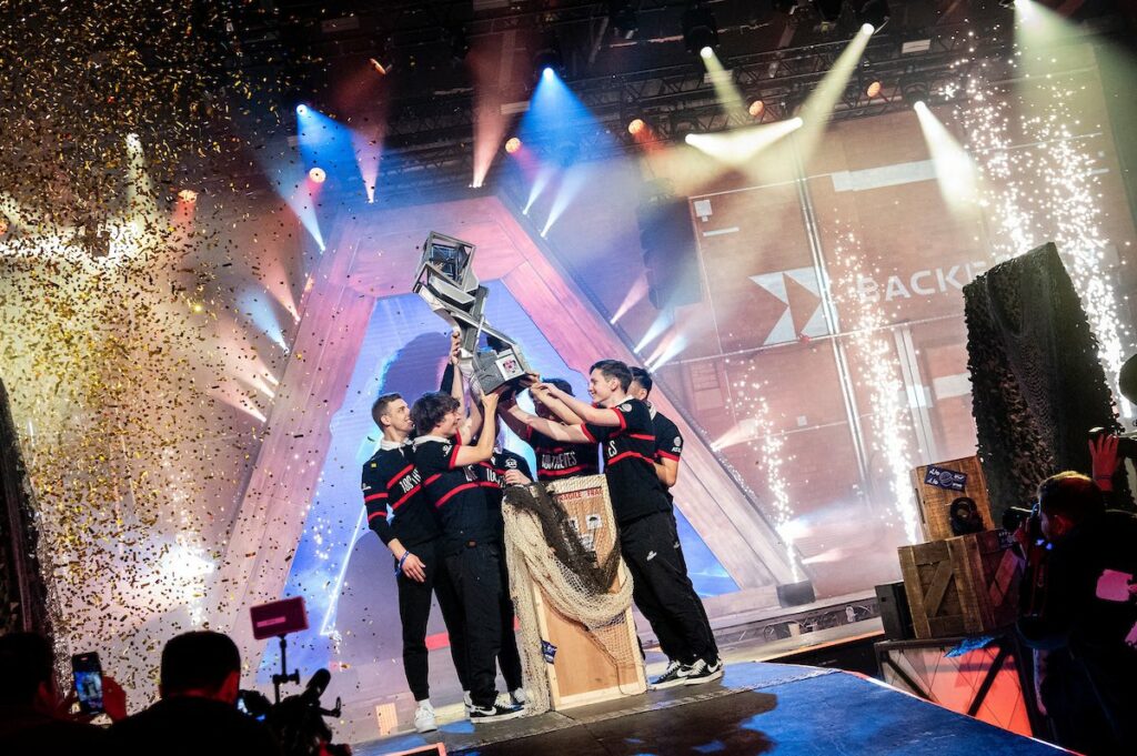 100 Thieves receive the first of six invites to the Tokyo event(Photo courtesy of Mark Roe/Red Bull Content Pool)