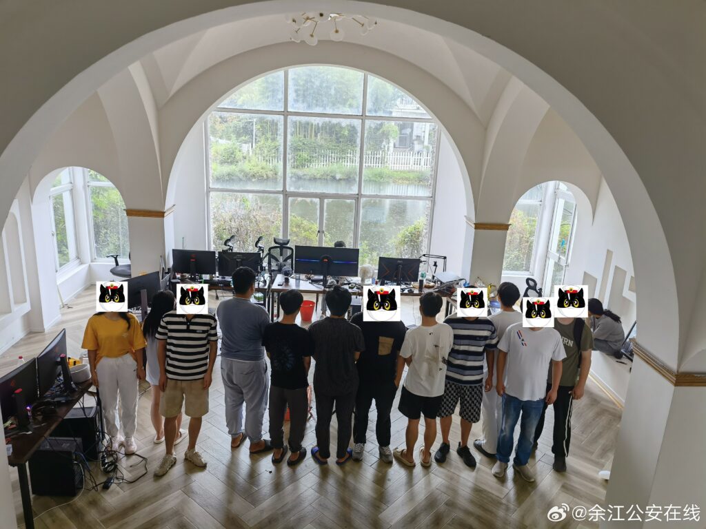 (Photo courtesy of 余江公安在线/Weibo)