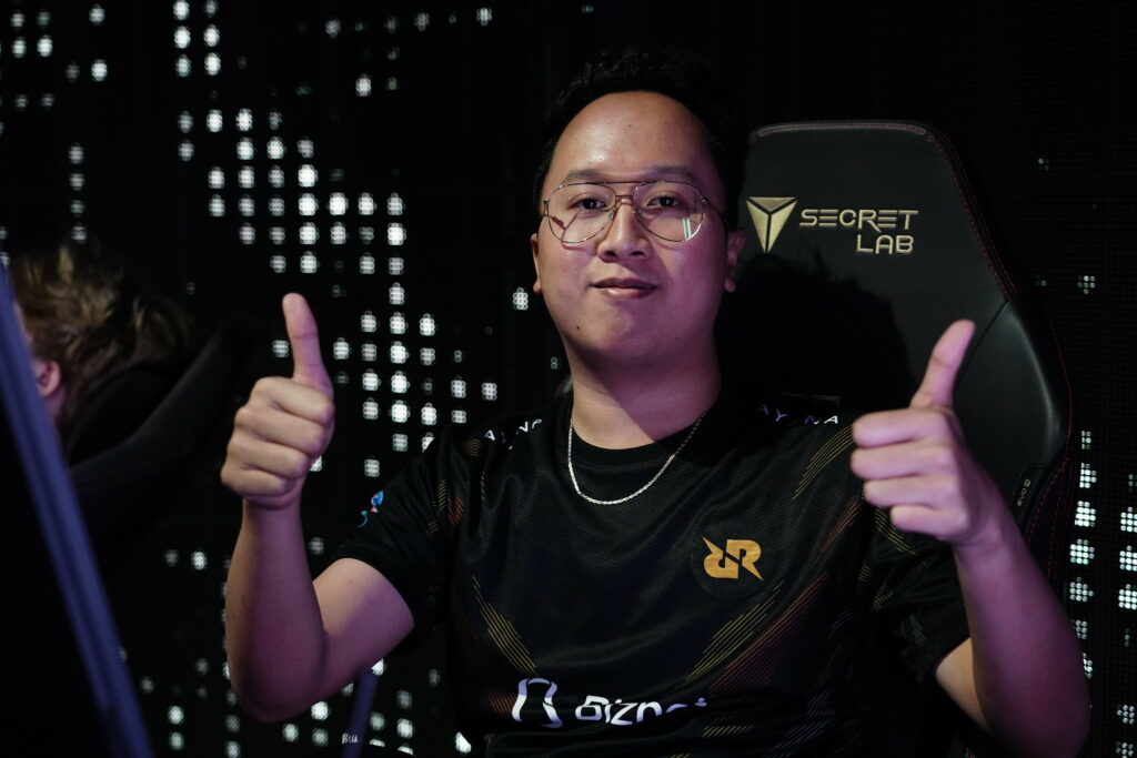 fl1pzjder of Rex Regum Qeon(Photo courtesy of VCT Pacific)