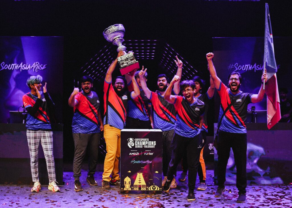 Global Esports lifted the SCS 2022 trophy(Photo courtesy of Skyesports)