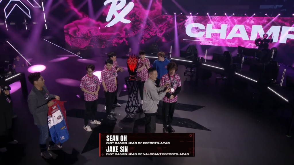 something claims VCT Pacific Finals MVP award(Photo courtesy of VCT Pacific)