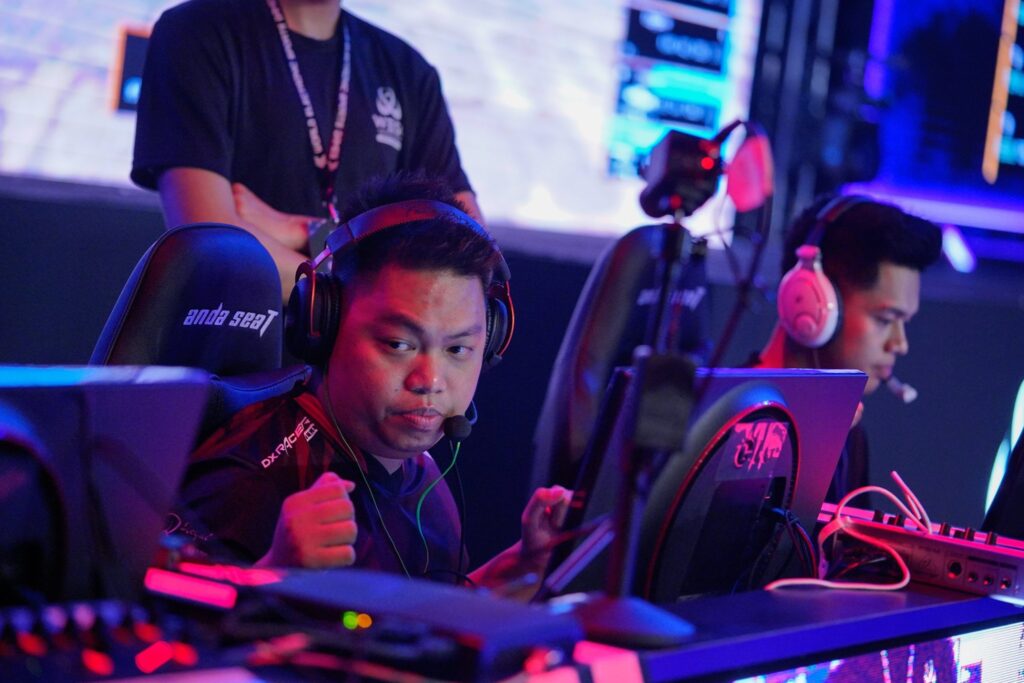 Eeyore with adrnk1ng with China-based Big Time Regal Gaming at WESG 2019 Southeast Asia(Photo courtesy of WESG SEA)