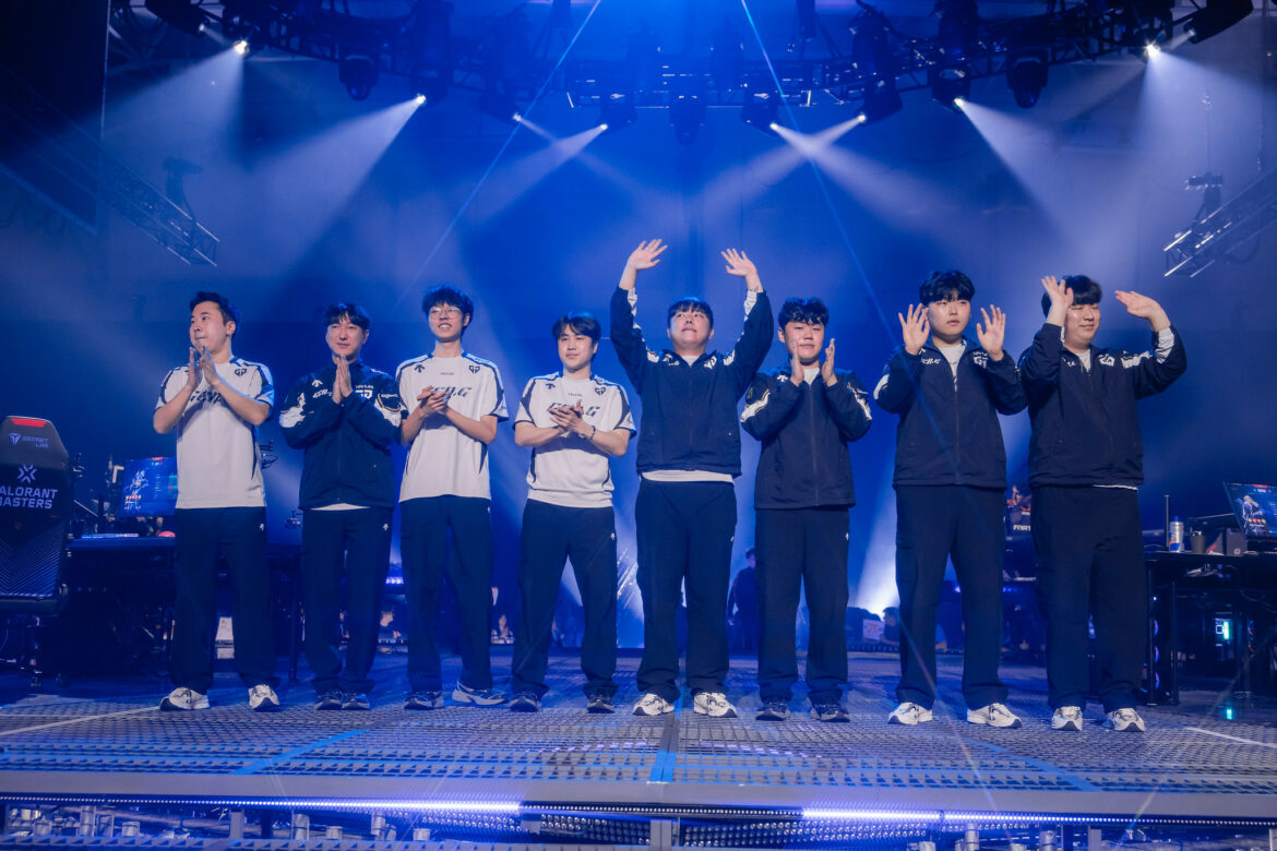 Gen.G beat fnatic and celebrate