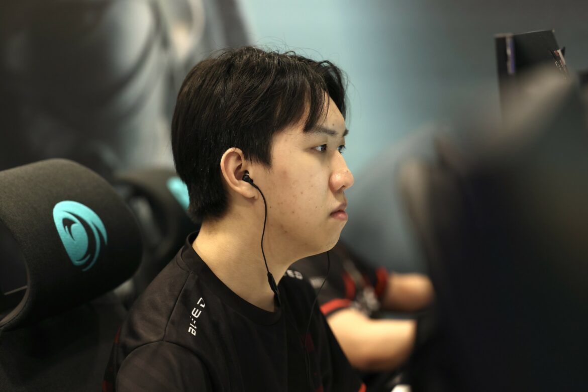 FunPlus Phoenix sScary